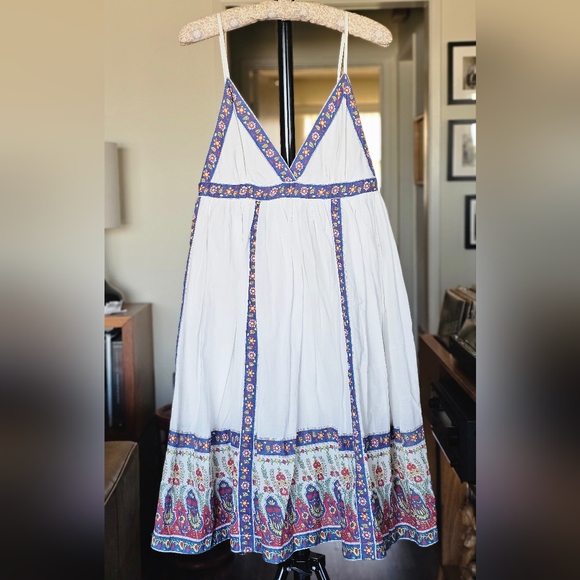 Version Sud Dresses & Skirts - White Cotton Summer Festival Dress With Folky Floral Print